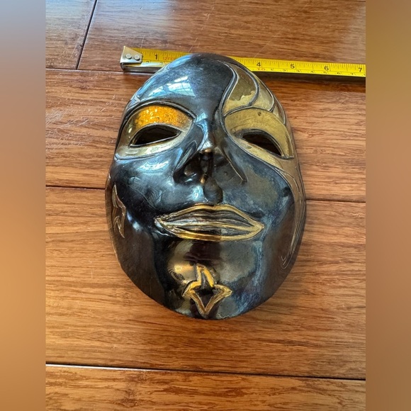 Vintage Solid Brass Decorative Mask, Made in India, Two-Toned Brass Mask - Picture 6 of 8